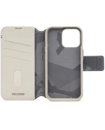 Калъф Decoded - Detachable Wallet, iPhone 15 Pro, бежов - 4