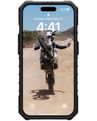 Калъф UAG - Pathfinder MagSafe, iPhone 15 Pro, черен - 2