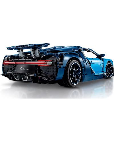 Конструктор LEGO Technic - Bugatti Chiron (42083) - 9