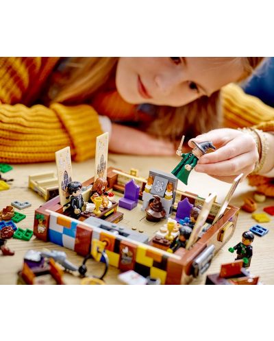 Конструктор LEGO Harry Potter - Мистериозният сандък в Хогуортс (76399) - 7