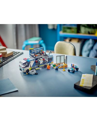 Конструктор LEGO City - Полицейски бус-лаборатория (60418) - 8