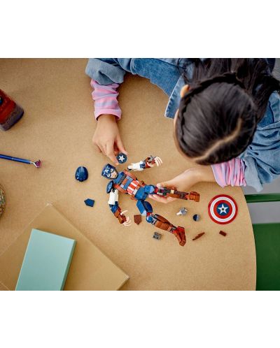 Конструктор LEGO Marvel Super Heroes - Фигура за изграждане капитан Америка (76258) - 5