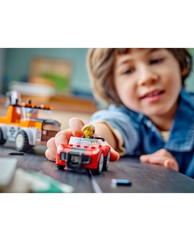 Конструктор LEGO City - Камион за теглене и ремонт на спортна кола (60435) - 7