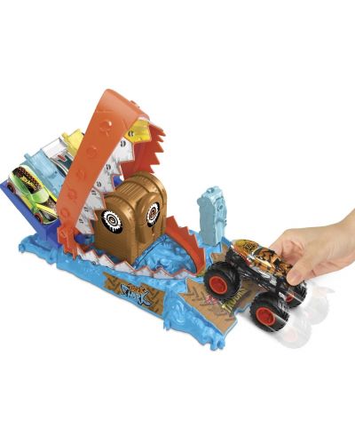 Комплект Hot Wheels Monster Trucks - Световна арена, Treasure Chomp Challenge - 3