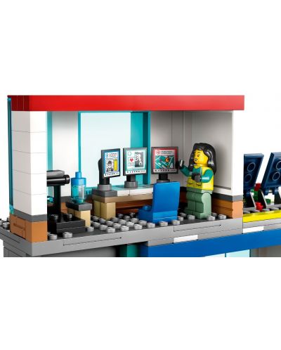 Конструктор LEGO City - Щаб за спешна помощ (60371) - 7