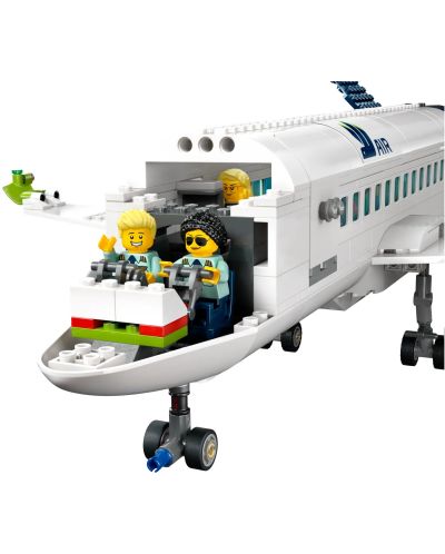 Конструктор LEGO City - Пътнически самолет (60367) - 7