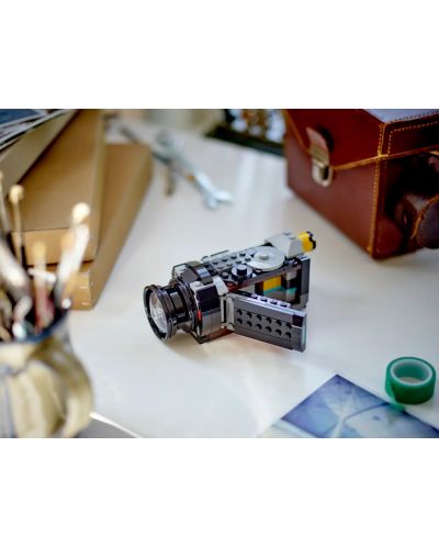 Конструктор  LEGO Creator 3 в 1 - Ретро фотоапарат (31147) - 8