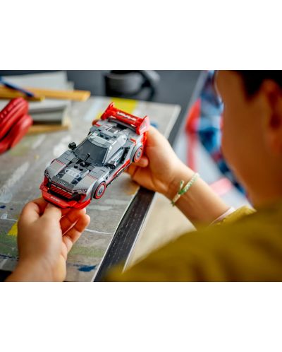 Конструктор LEGO Speed Champions - Състезателна кола Audi S1 e-tron quattro (76921) - 6