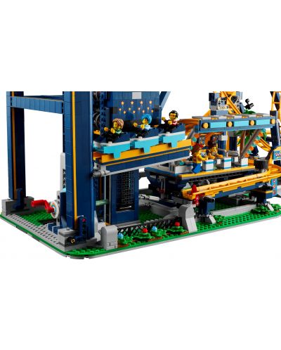 Конструктор LEGO Icons - Увеселителен парк с лупинги (10303) - 3