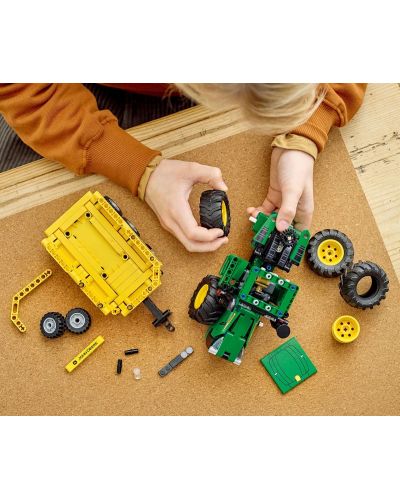 Конструктор LEGO Technic - John Deere 9620R 4WD Tractor (42136) - 8