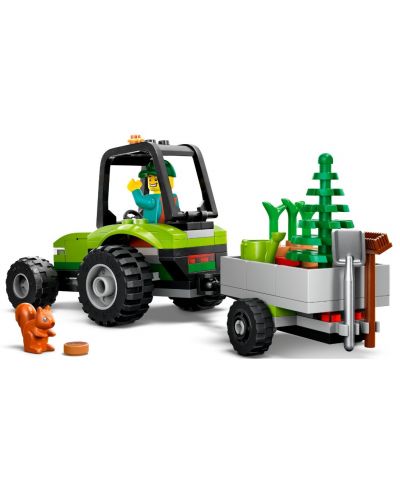 Конструктор LEGO City - Парков трактор (60390) - 3