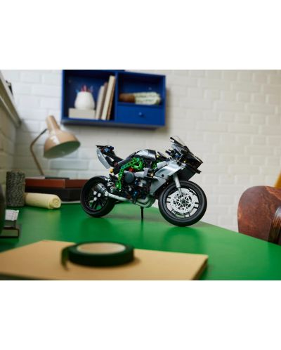 Конструктор LEGO Technic - Мотоциклет Kawasaki Ninja H2R (42170) - 7
