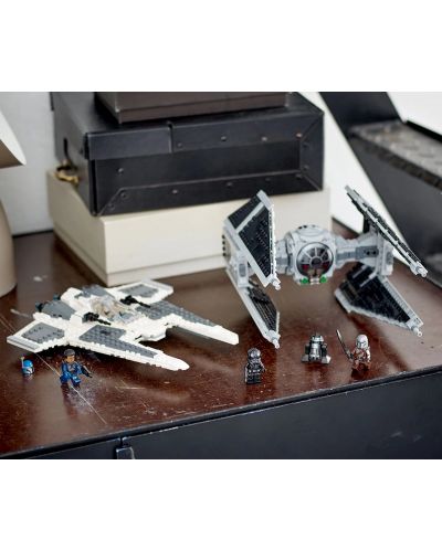 Конструктор LEGO Star Wars - Мандалорски изтребител срещу Тай прехващач (75348) - 10