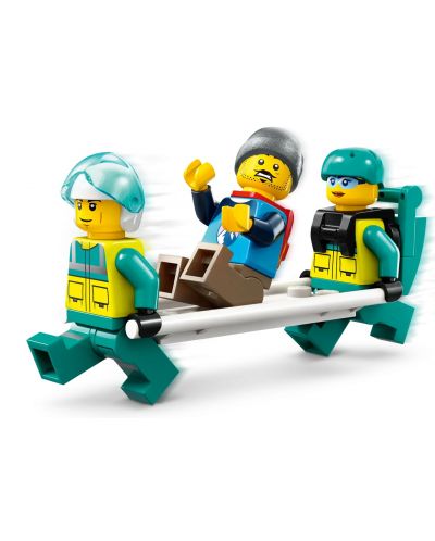 Конструктор LEGO City - Спасителен хеликоптер за спешна помощ (60405) - 7