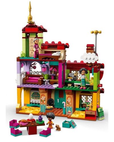 Конструктор LEGO Disney - Къщата Мадригал (43202) - 2