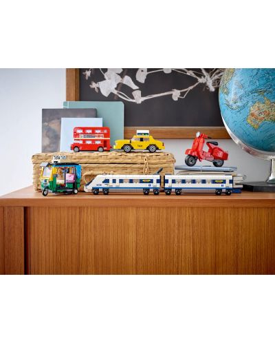 Конструктор LEGO Creator 3 в 1 - Високоскоростен влак (40518) - 4