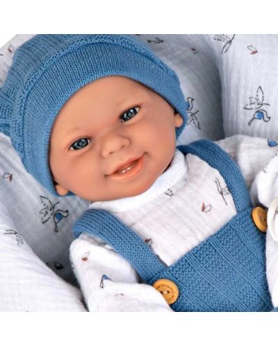 Кукла-бебе Arias - В морскосин гащеризон и спален чувал - 5