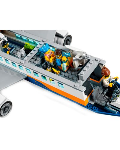 Конструктор LEGO City - Пътнически самолет (60262) - 5