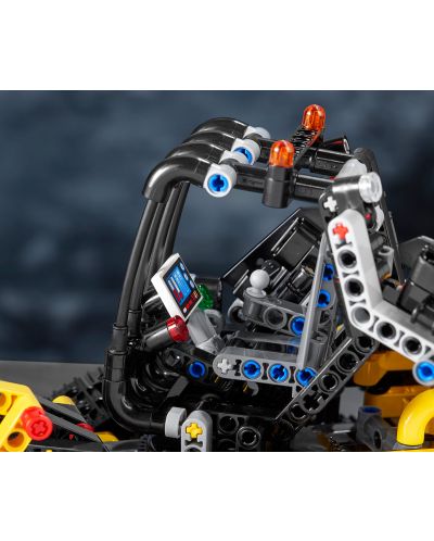 Конструктор Lego Technic - Верижен товарач (42094) - 4