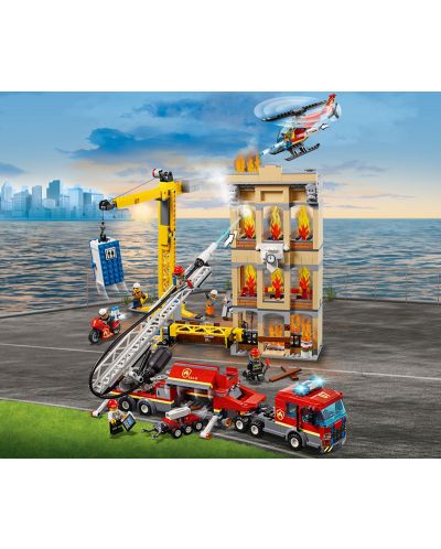Конструктор Lego City - Пожарна команда в центъра (60216) - 8