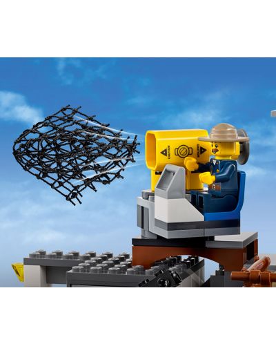 Конструктор Lego City - Полицейско управление в планината (60174) - 10
