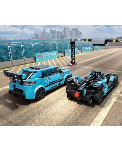 Конструктор Lego Speed Champions - Formula E Panasonic Jaguar Racing GEN2 car & Jaguar I-PACE eTROPHY (76898) - 6