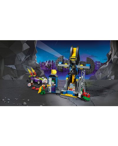 Конструктор Lego Juniors - Joker™ напада пещерата на прилепа (10753) - 7
