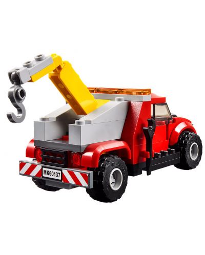Конструктор Lego City - Проблем с влекач (60137) - 3