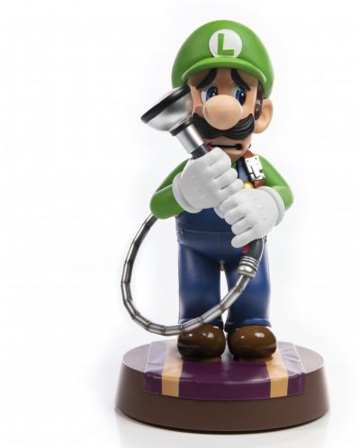 Статуетка First 4 Figures Games: Luigi's Mansion 3 - Luigi , 23cm
