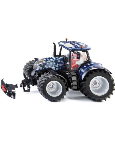 Метална играчка Siku - Коледен трактор New Holland, 1:32 - 1