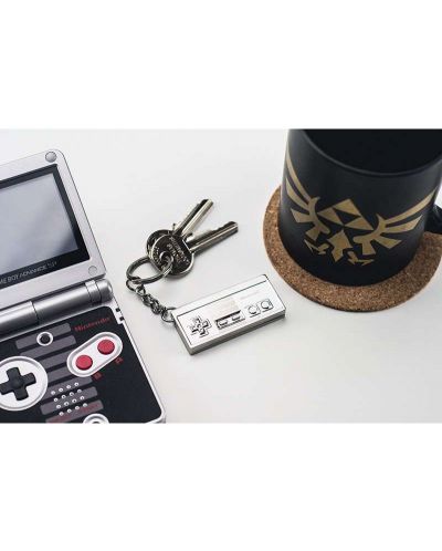 Ключодържател 3D Paladone Games: Nintendo - NES Controller - 3