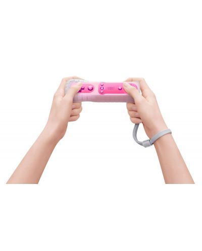 Nintendo Wii U Remote Plus - Pink - 3