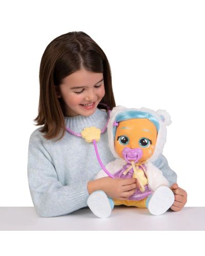 Плачеща кукла със сълзи IMC Toys Cry Babies - Кристал, болно бебе, лилаво и бяло - 8