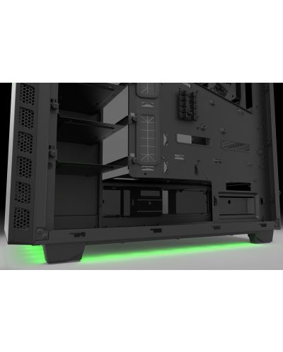 Razer NZXT H440 Special Edition - 17