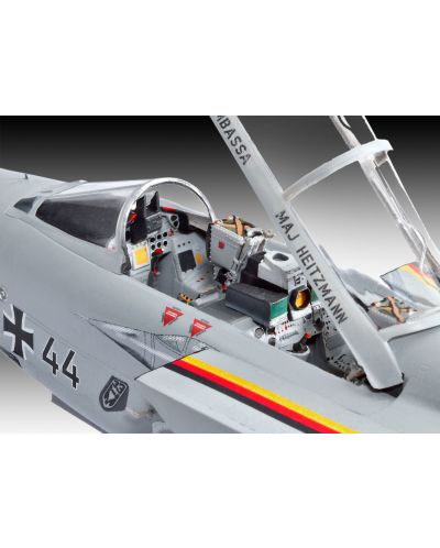 Сглобяем модел на военен самолет Revell - Panavia Tornado IDS (03987) - 4