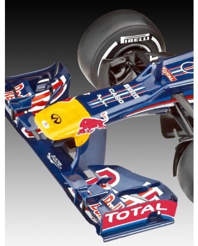 Сглобяем модел на болид Revell - Red Bull Racing RB8, Vettel RB8 (07074) - 5