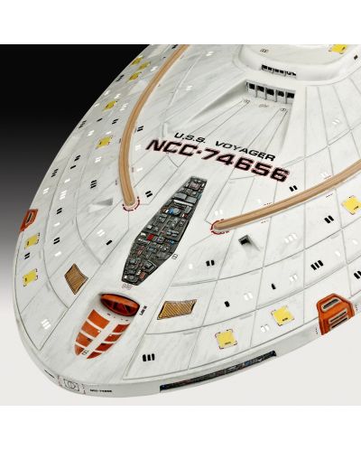 Сглобяем модел на космически кораб Revell Star Trek - U.S.S. Voyager (04801) - 9