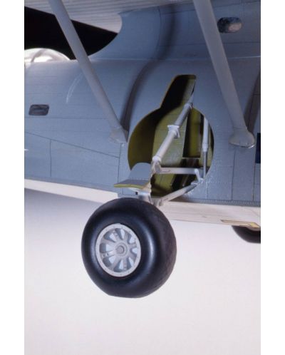 Сглобяем модел на военен самолет Revell - Consolidated PBY-5A Catalina (04507) - 4
