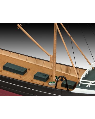 Сглобяем модел Revell - Риболовен кораб North Sea Trawler (0524) - 7