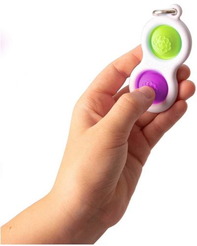 Сензорна играчка-ключодържател Tomy Fat Brain Toys - Simple Dimple, зелена/лилава - 3