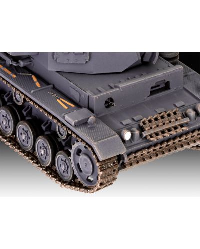 Сглобяем модел Revell Pazer III  "Светът на танковете" - 4