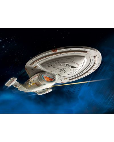 Сглобяем модел Revell Космически кораб U.S.S. Voyager - 2