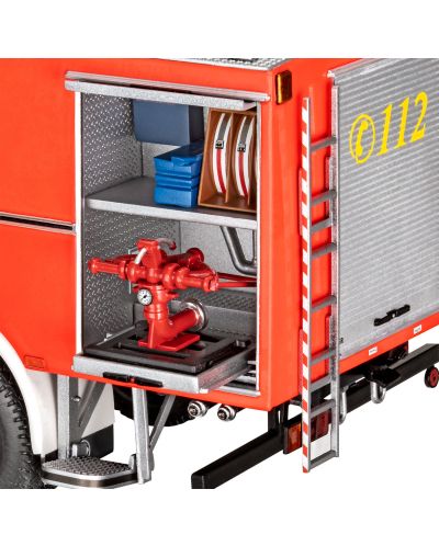 Сглобяем модел Revell Съвременни: Камиони - Пожарникарски камион Мерцедес Бенц 1625 - 3