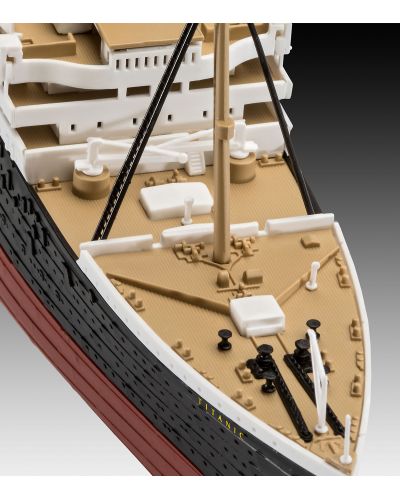 Сглобяем модел Revell Съвременни: Кораби - Титаник 1:600 - 3