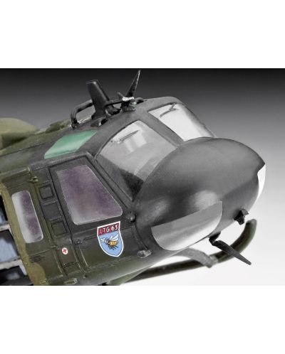 Сглобяем модел Revell Военни: Вертолети - Бел UH-1 SAR - 2
