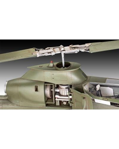 Сглобяем модел Revell Военен хеликоптер Bell AH-1G Cobra (1:32) - 4
