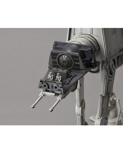 Сглобяем модел Revell Космически: Star Wars - AT-AT - 2