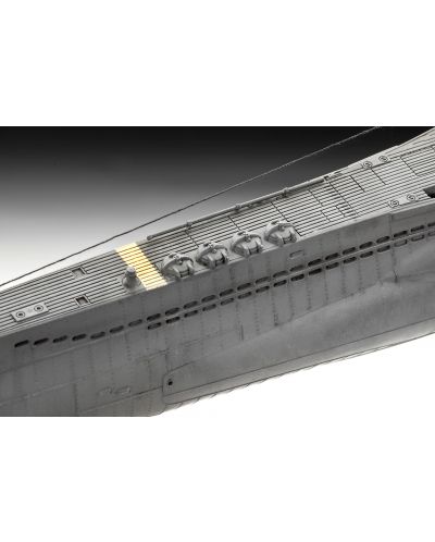 Сглобяем модел Revell Военни: Кораби - Германска подводница TYPE VII C/41 - 5