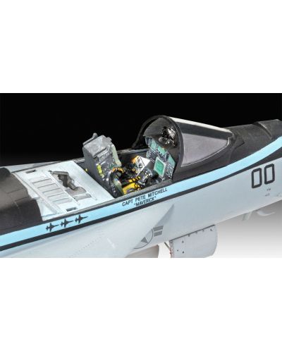 Сглобяем модел Revell Военни: Самолети - Maverick's F/A- 18E Супер хорнет - 4