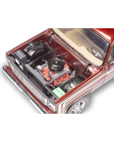Сглобяем модел Revell Съвременни: Автомобили - Chevy Sports Пикап - 2